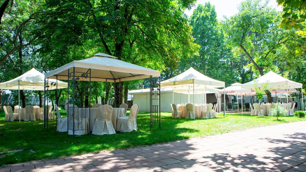 Wing Club Hotel Jagodina Exterior photo